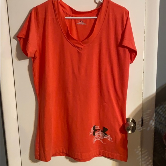 Under Armour Tops - Under Armour top